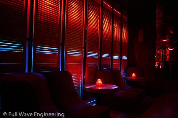 gal/Clubbing/1DSII 003 111.jpg